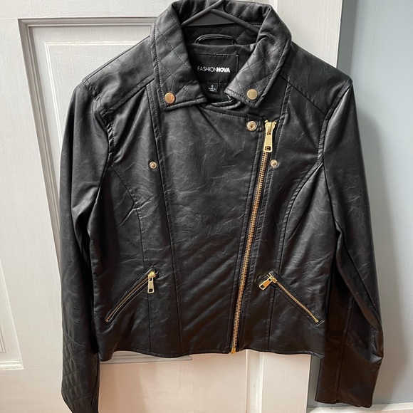Black  vegan leather moto jacket- Out for a ride - Picture 2 of 5